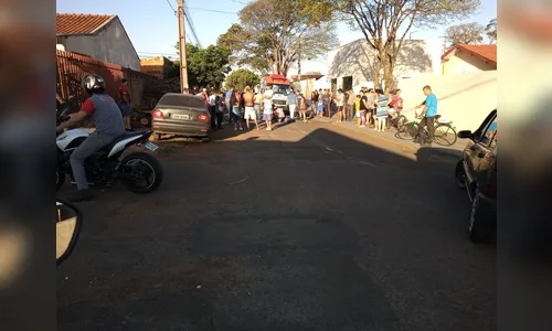 Acidente entre carro e moto deixa uma pessoa ferida neste sábado em Arapongas