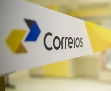 Correios descontam dias parados dos carteiros em greve