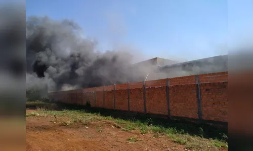 Incêndio em Califórnia mobiliza bombeiros de Apucarana; assista