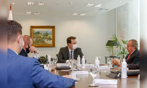 Governo apoia setor avícola para gerar empregos e desenvolvimento