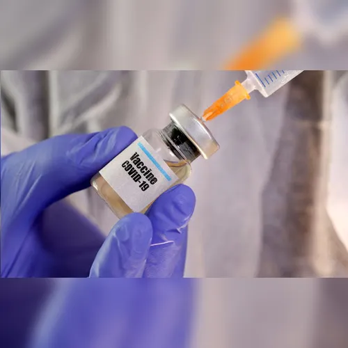 Vacina de Oxford é segura e produz imunidade, dizem cientistas