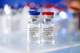 Vacina russa contra covid-19 é segura e induziu boa resposta imune, diz 'Lancet'