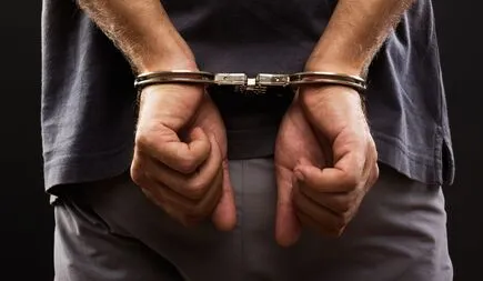 Homem é preso com mandado judicial em Arapongas
