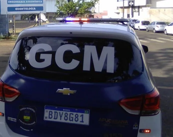 GM atende acidente envolvendo três carros e um pedestre em Apucarana