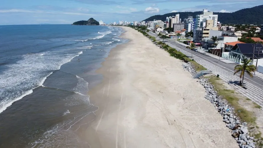 MPPR recomenda apresentação de plano de fiscalização nas praias de Matinhos