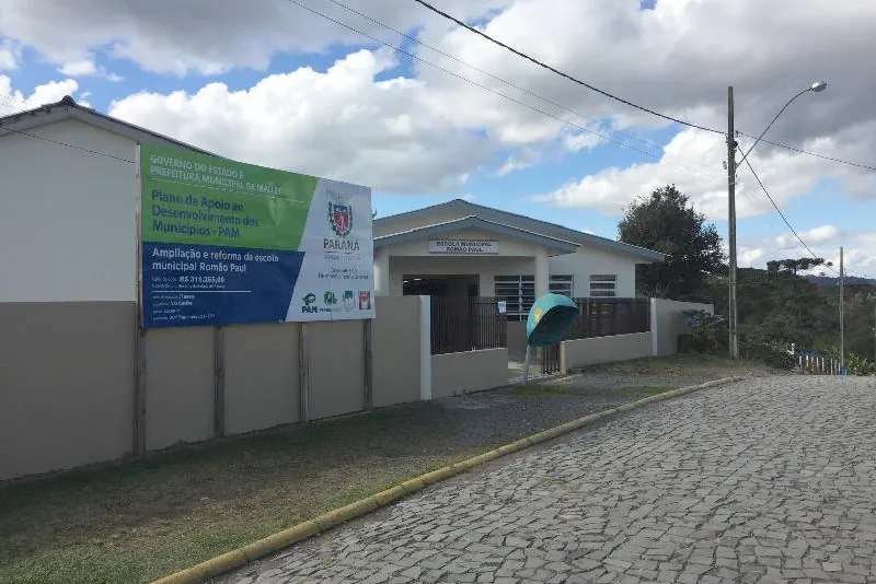 Investimentos melhoram o ambiente e o transporte escolar