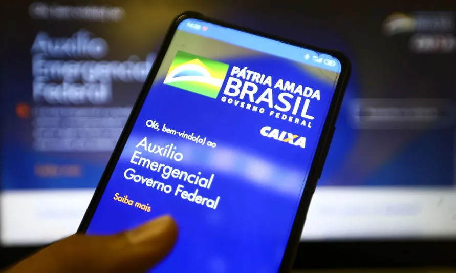 Governo anuncia publicação do novo calendário do auxílio emergencial