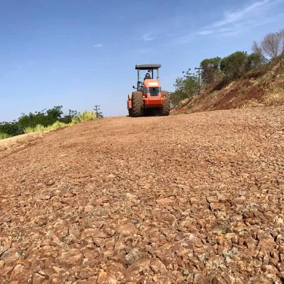Prefeitura de Jandaia investe em estradas rurais