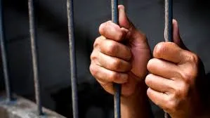 Homem procurado por tráfico, porte ilegal de arma e receptação é preso em Apucarana