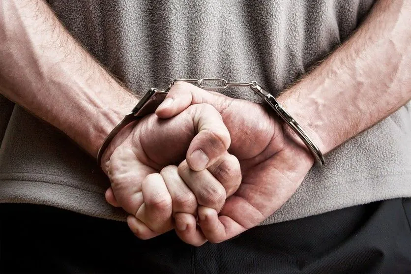 Homem é preso em Arapongas após causar traumatismo craniano no irmão