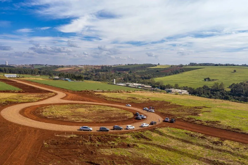 Especial aniversário: construção do campus do IFPR é iniciada