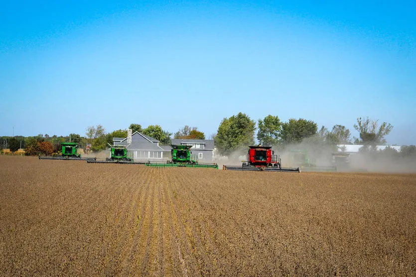 Transformações Tecnológicas Para a Competitividade do Agronegócio