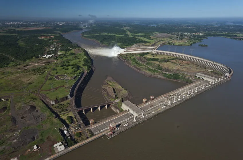 60 milhões de MWh: Itaipu socorre setor elétrico em verão fora de época