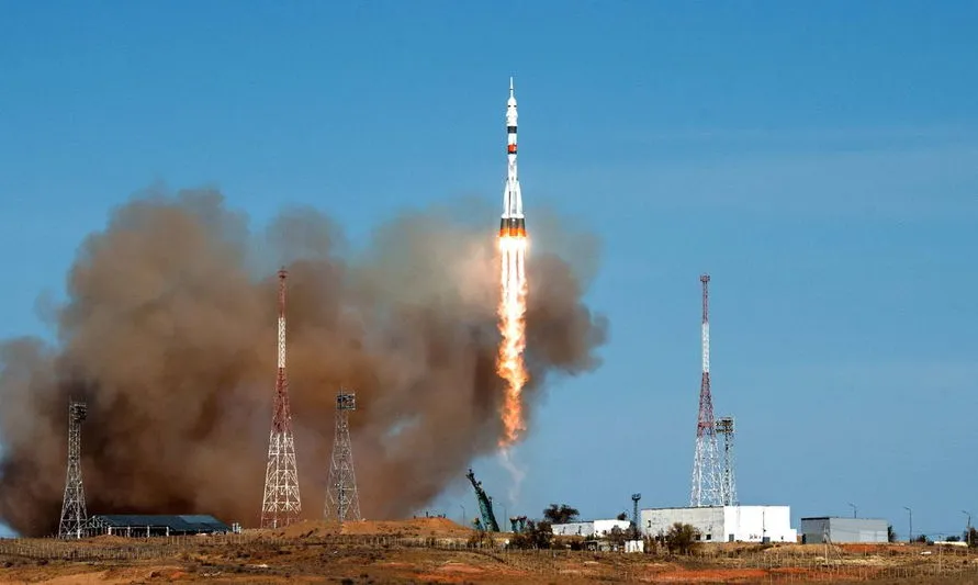 Os astronautas decolaram a bordo da nave Soyuz MS-17