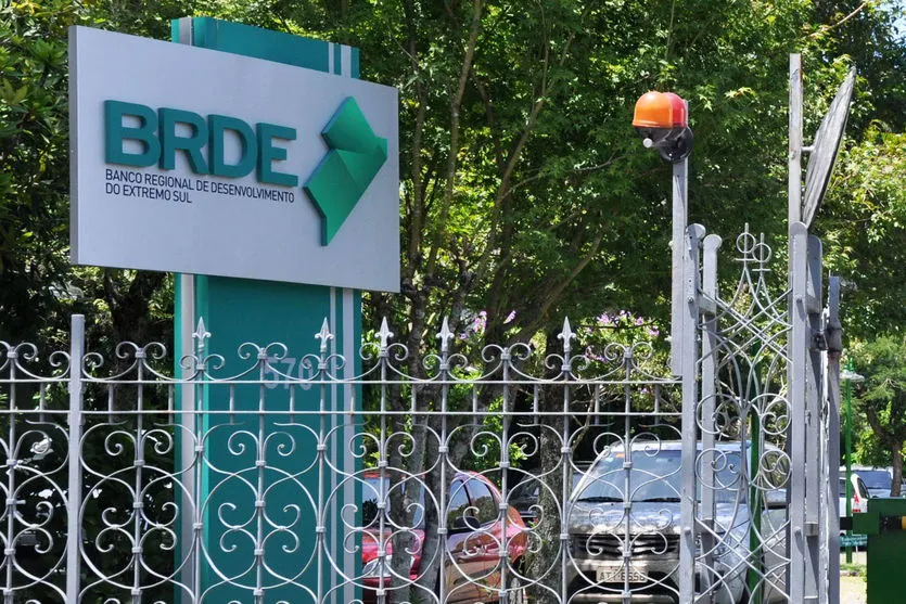 Com o Estado, BRDE estimula negócios inovadores no Paraná