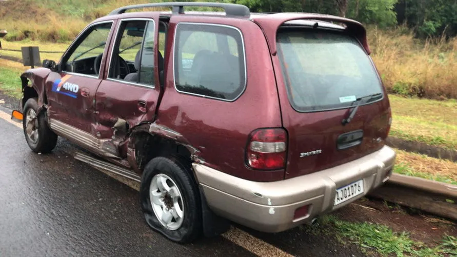 Veículo roubado em Londrina é usado em assalto e abandonado na PR-444