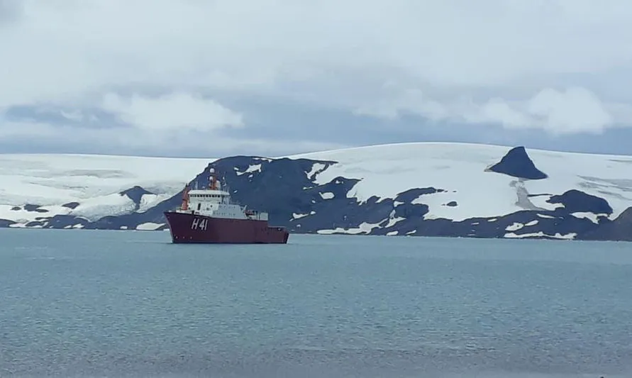 Ministro busca verbas para montar novo módulo científico na Antártica