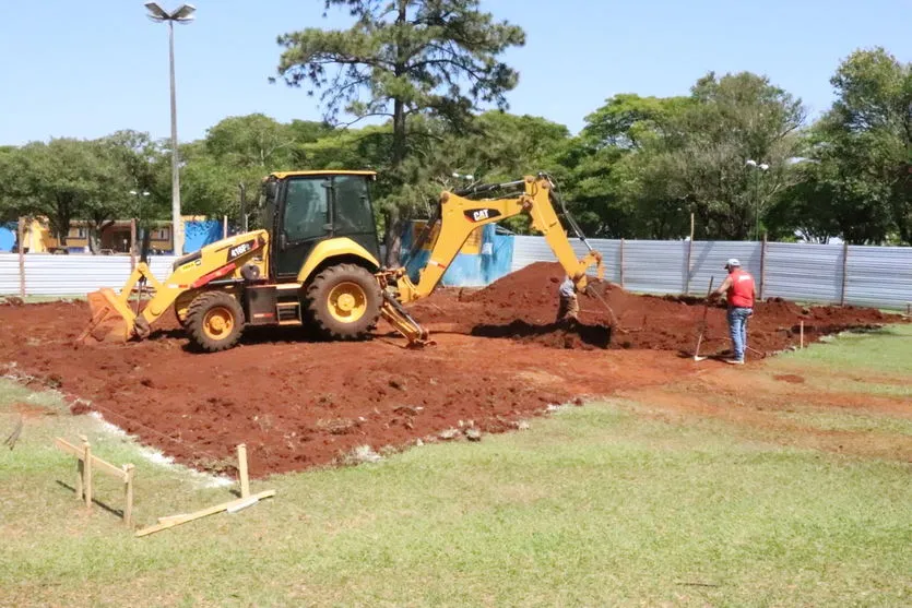 Praça da Saudade vai receber quadra de areia e novos parques infantis