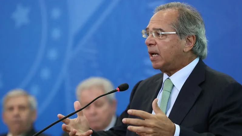 Guedes promete liberação imediata de recursos para Ministério do Meio Ambiente