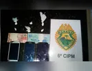 ROTAM apreende drogas e suspeito de tráfico no Jardim Iporã