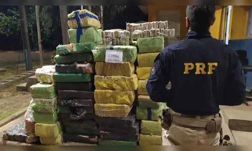 PRF apreende mais de uma tonelada de maconha em Santa Terezinha de Itaipu