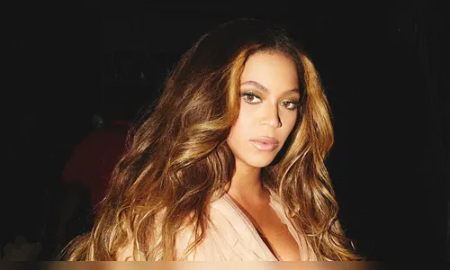 Beyoncé completa 39 anos de idade e fãs prestam homenagem nas redes sociais