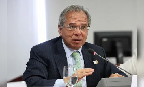 Guedes defende aumento de salário para presidente, ministros e magistrados