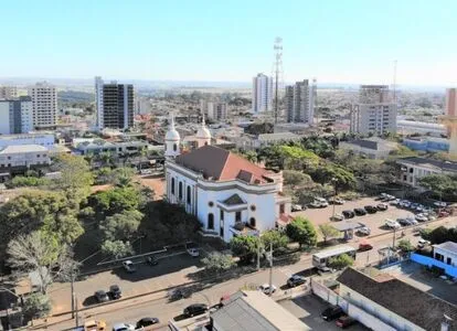 Arapongas estende horário de funcionamento do comércio neste sábado