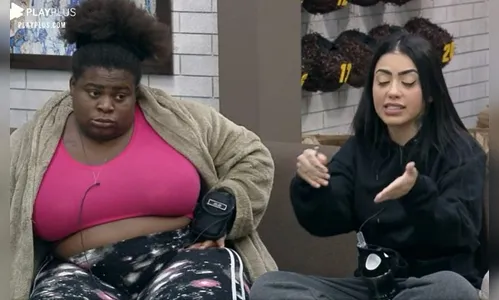 Jojo Todynho e MC Mirella brigam por causa de descarga em A Fazenda 12