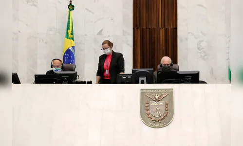Deputados aprovam Comissão para analisar projeto das taxas de cartório