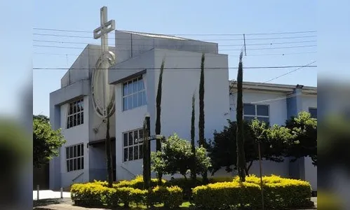 Paróquia Cristo Sacerdote de Apucarana alerta sobre golpe