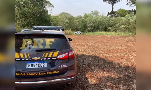 Motorista foge de abordagem da PRF e abandona carro em Arapongas
