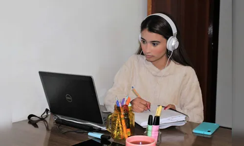 Alunos e professores terão curso de programação gratuito