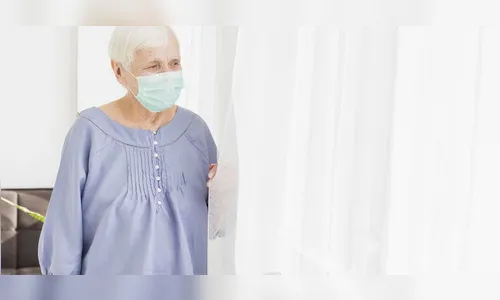 Arapongas monitora idosos com Covid-19 através de oxímetros