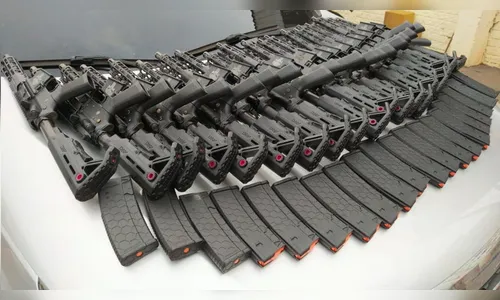 PRE apreende mais de 20 fuzis em Cianorte