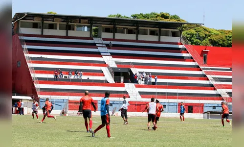 Estádio de Apucarana recebe melhorias para estreia