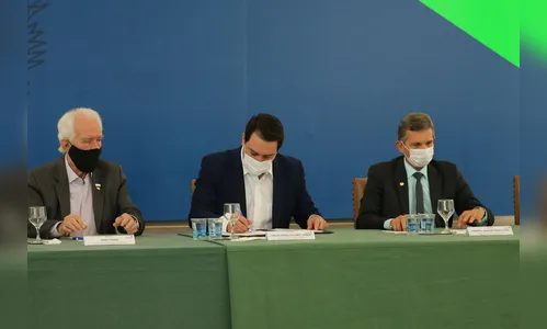 Governo e Itaipu assinam convênio para duplicação da BR-469