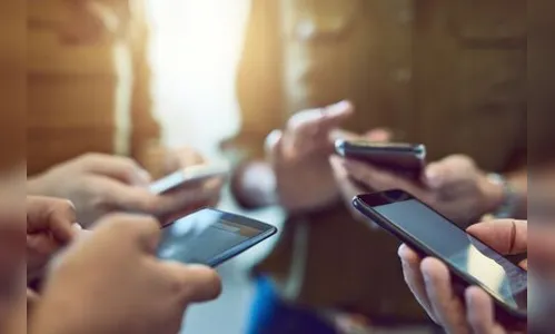 Adolescente furta o celular da irmã em Cambira