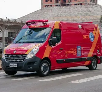 Siate atende homem atropelado por ônibus em Apucarana