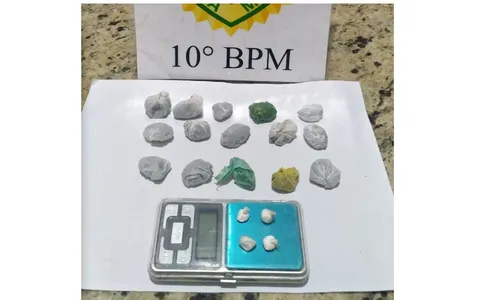 Homem é preso por tráfico de drogas na Vila Reis em Apucarana