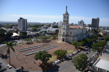 Há realmente um vulcão adormecido sob a Catedral Nossa Senhora de Lourdes em Apucarana?