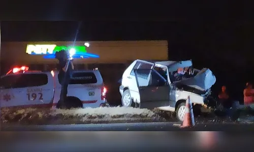 Veículos se envolvem em acidente na BR-376, em Marialva