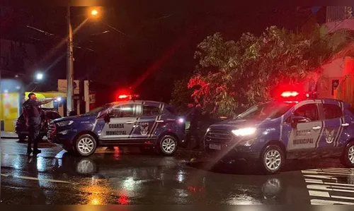 GM interrompe festa clandestina em Londrina