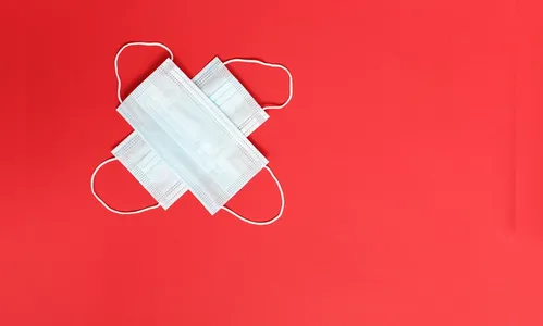 Confusão por uso de máscara em shopping de Maringá termina na delegacia