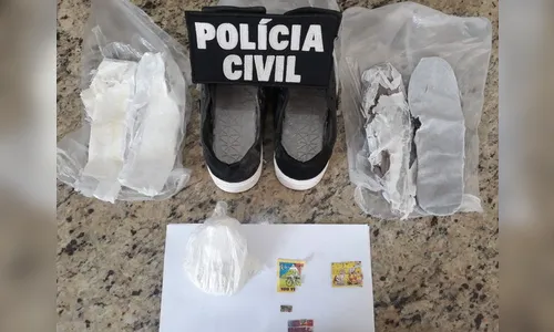Agentes do minipresídio de Apucarana encontram drogas dentro de tênis enviado via Sedex