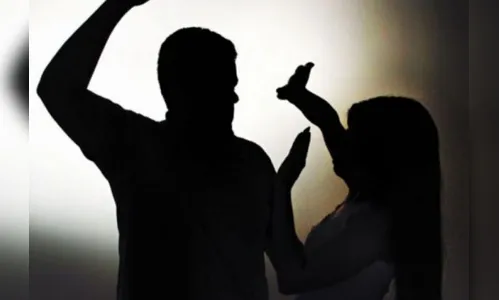 Filho agride mãe com tapa no rosto em Apucarana