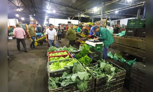Ceasas de Londrina e Maringá terão horário especial segunda-feira