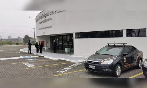 PF cumpre mandados contra fraude eleitoral