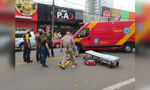 Mulher é atropelada no centro de Apucarana; Vídeo