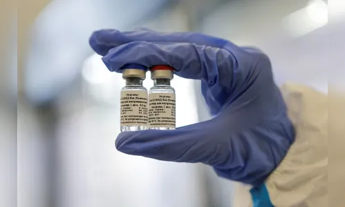 Brasil deve começar a produzir vacina russa em Dezembro